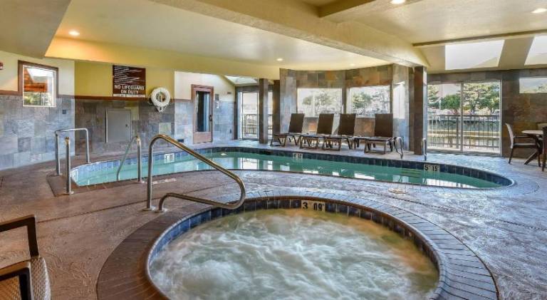 Kathryn Riverfront Inn, an Ascend Collection Hotel — photo 3