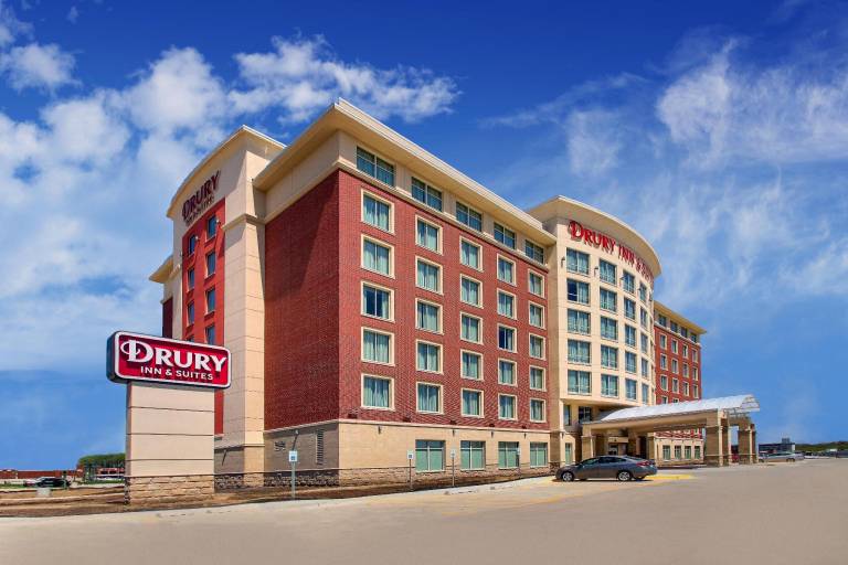 Drury Inn & Suites Iowa City Coralville in Coralville, IA
