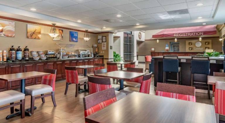 Comfort Inn and Suites — photo 5