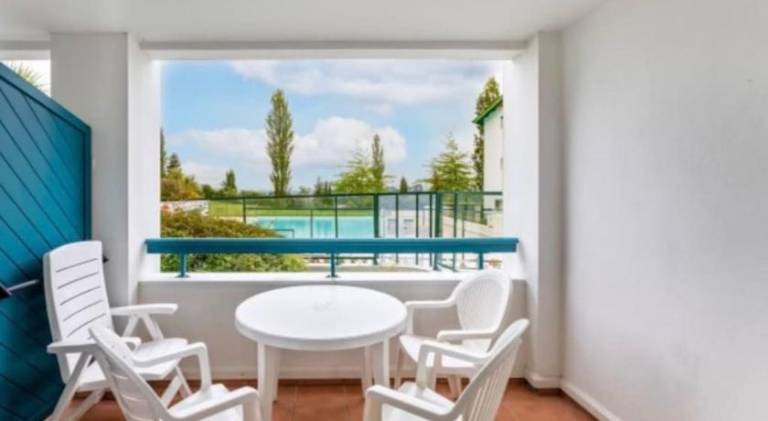 Rental apartment with pool | Pet-friendly in Biarritz