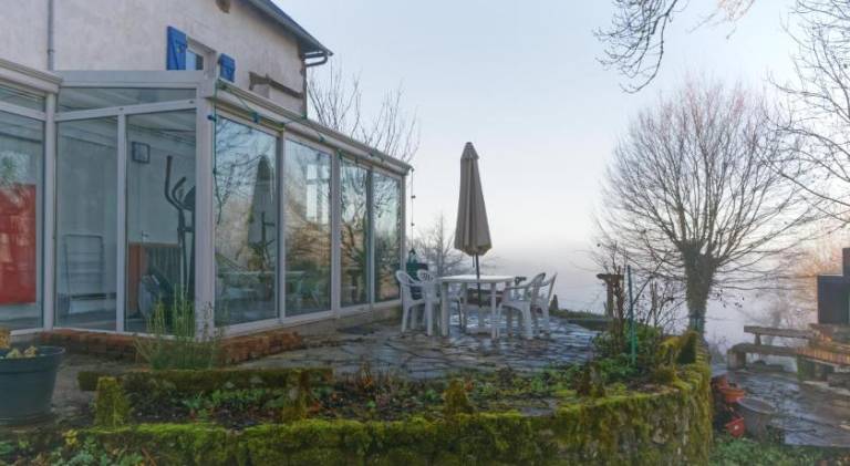 Rental apartment with pool | Perfect for remote work in Gaillard
