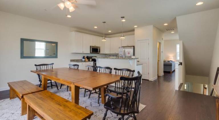 Vacation home with patio & pool | Beach nearby | Pet-friendly — photo 3