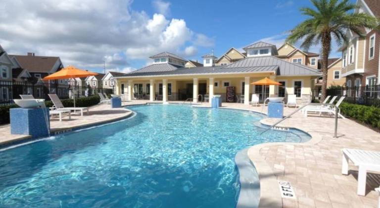 Vacation home with pool & jacuzzi | Good for workation | Pets allowed — photo 5