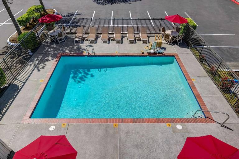 Motel 6 Kirkland, WA - North Kirkland — photo 4