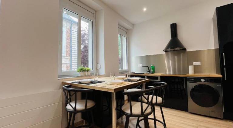 Charming rental apartment with pool | Pets allowed — photo 3