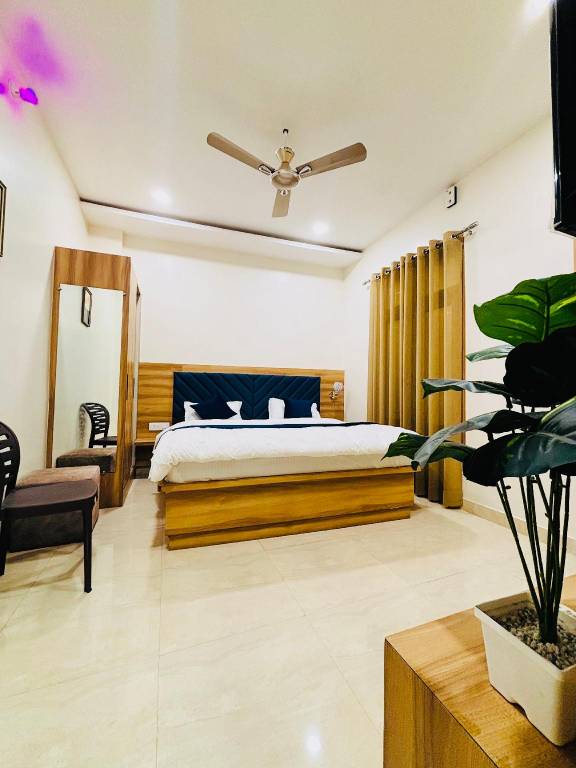 Bed and breakfast  Faizabad