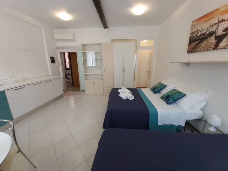 Apartment with 1 room for 3 persons — photo 3