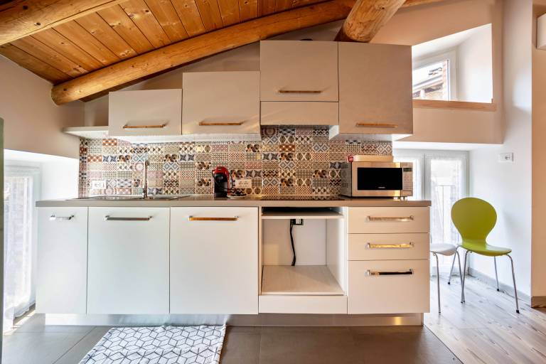 Holiday Apartment Gufo with Balcony, Shared Pool & Wi-Fi — photo 4