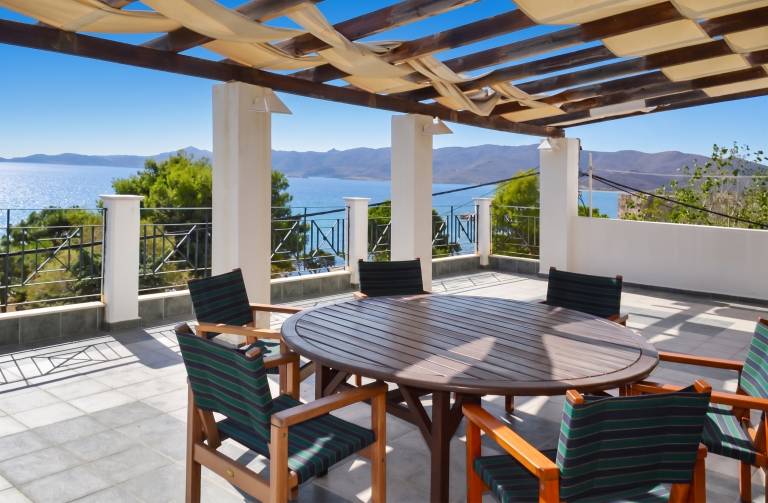 Villa Karistos