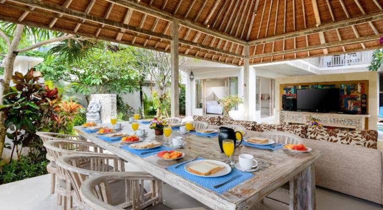 Adinda Balangan Beach Villa — photo 4