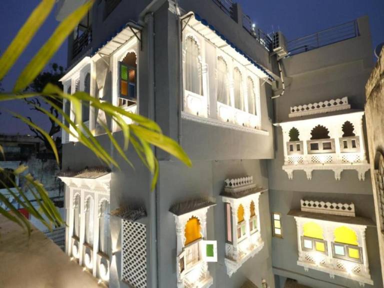 3 Raahi in Udaipur
