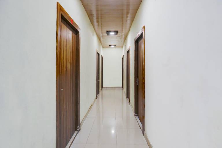 Hotel O Haveli Inn