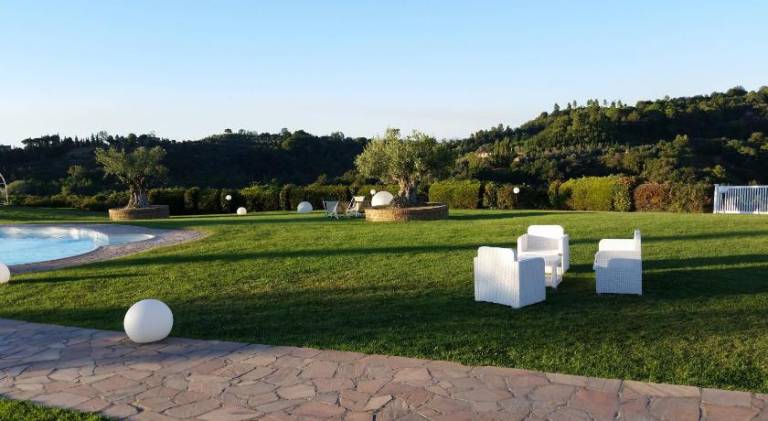 Farm with garden, terrace & pool | Pet-friendly — photo 5