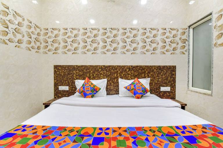 OnlyStay Maa Gaytri Inn