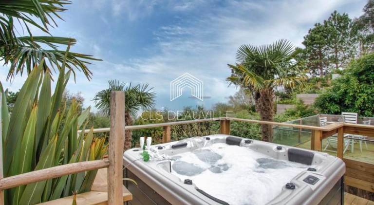 Fully equipped nice house with grill, hot tub & patio | Dogs allowed — photo 4