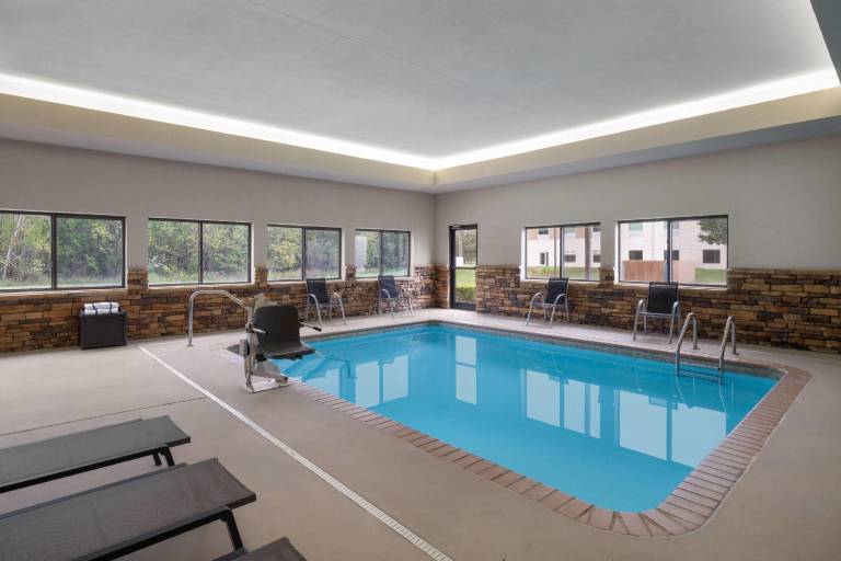 Days Inn by Wyndham Coffeyville — photo 3