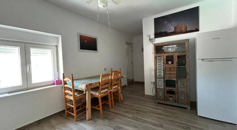 Apartment with patio & barbeque — photo 5