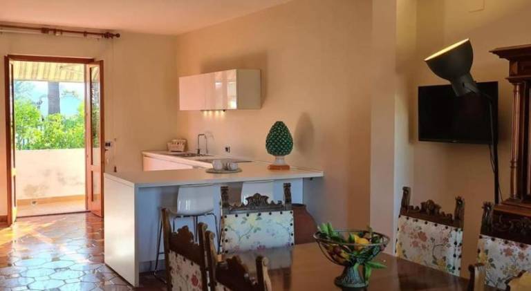 Villa with 4 rooms for 6 persons — photo 3