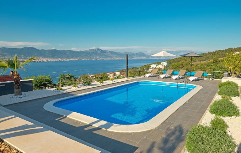 Ferienhaus Okrug Gornji