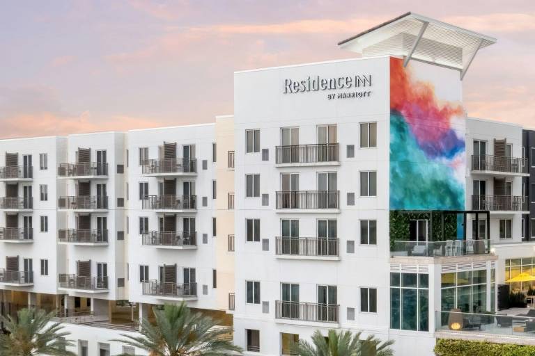 Residence Inn by Marriott Clearwater Beach in Clearwater, BC