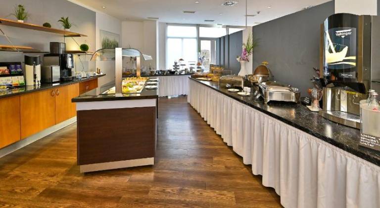 HESSE HOTEL Celle — photo 2