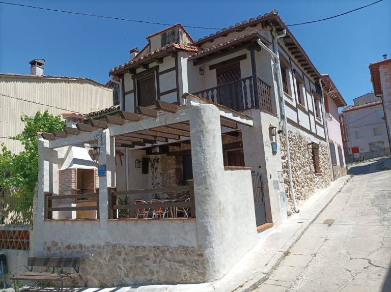 Casa Arenas de San Pedro