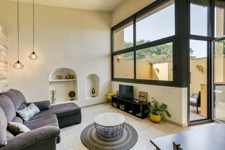 Ferienhaus in Navata f&uuml;r max. 4 Personen