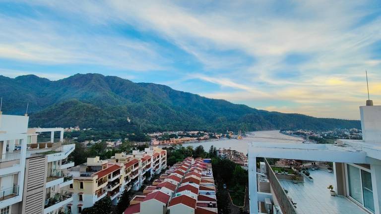 House with pool & terrace | Perfect for remote work in Rishikesh