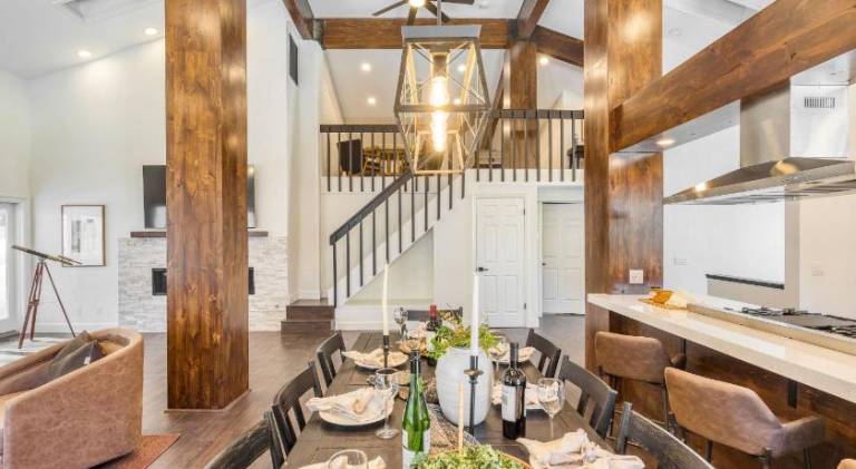 Fully equipped lovely house with hot tub & BBQ | Perfect for remote work | Pet-friendly in Tahoe City, CA