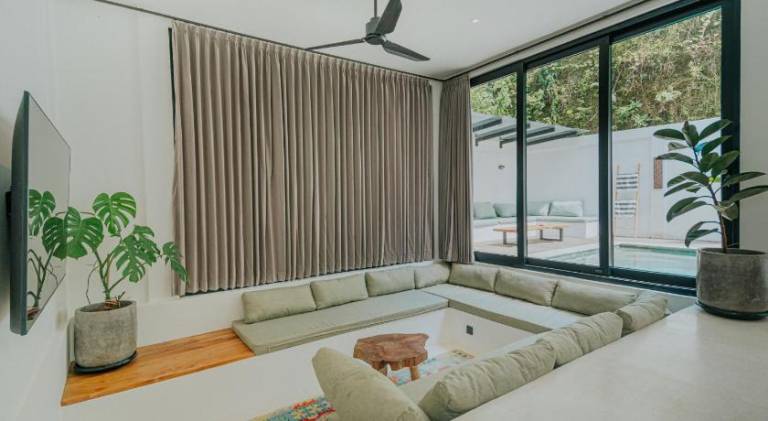 Villa with pool — photo 2
