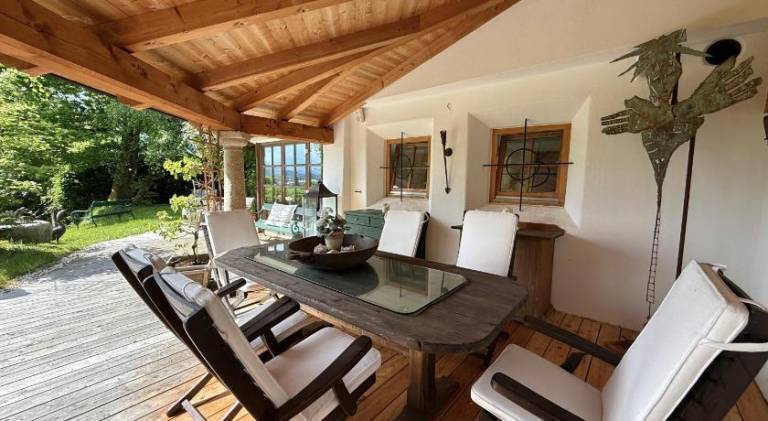 Spacious vacation home with pool, sauna & yard | Pet-friendly — photo 5
