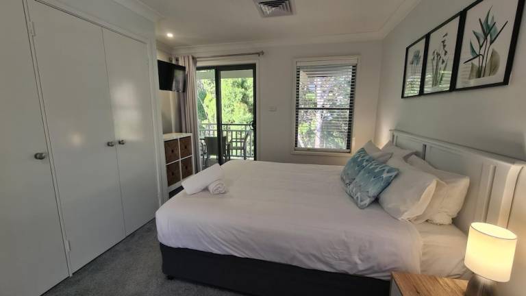 Aparthotel  Caves Beach
