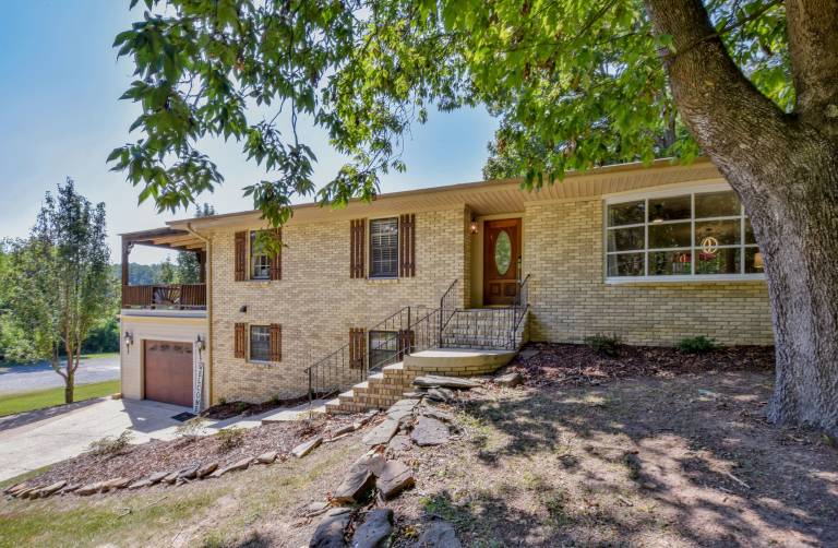 House with garden & barbecue | Lake view — photo 2