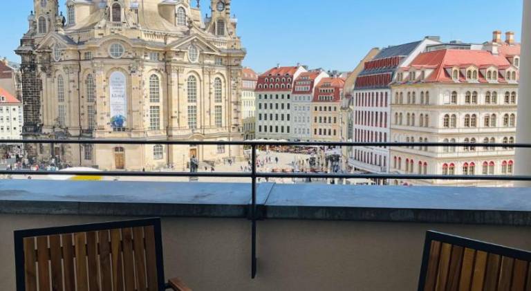 Luxury Home / 3-Raum-Suite an der Frauenkirche / 6 — photo 5