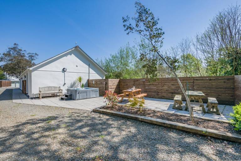 Wonderful cottage with jacuzzi & garden | Pet-friendly — photo 4