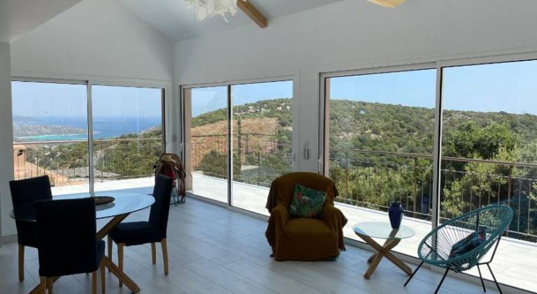 Spacious house with yard, terrace & private pool | Pet-friendly — photo 3