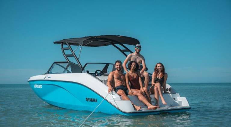Boat with 1 room for 10 persons — photo 2