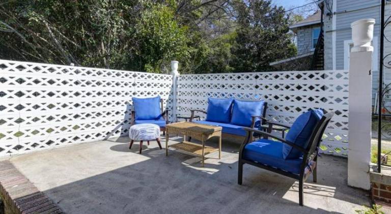 The Duke - Pet Friendly — photo 4