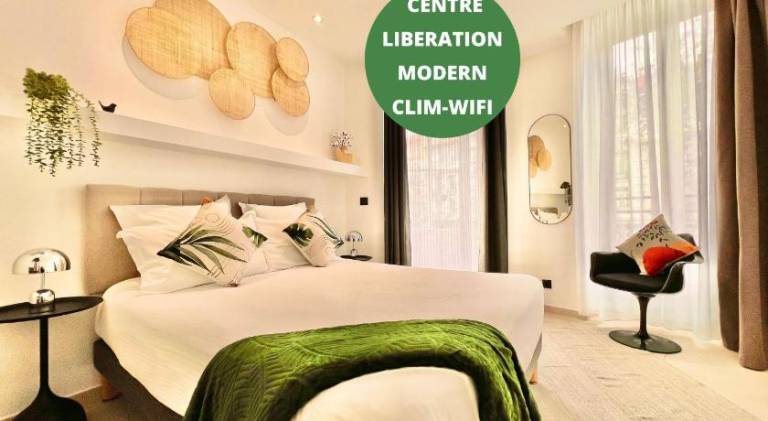 Serviced apartment with patio, jacuzzi & garden | Near Russian Orthodox Cathedral in Thiers