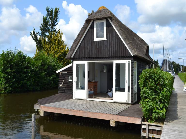 House Aalsmeer