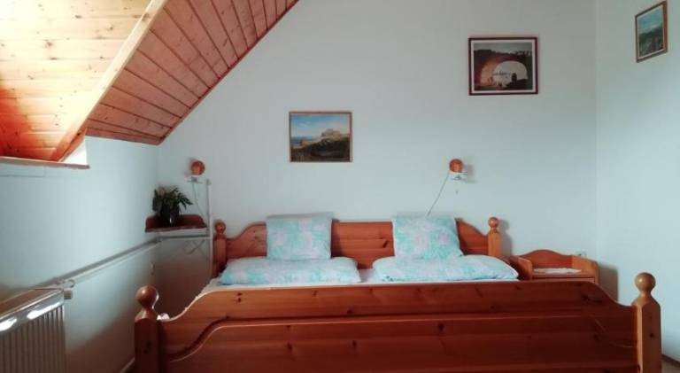 Holiday apartment with garden & terrace in Zalakaros