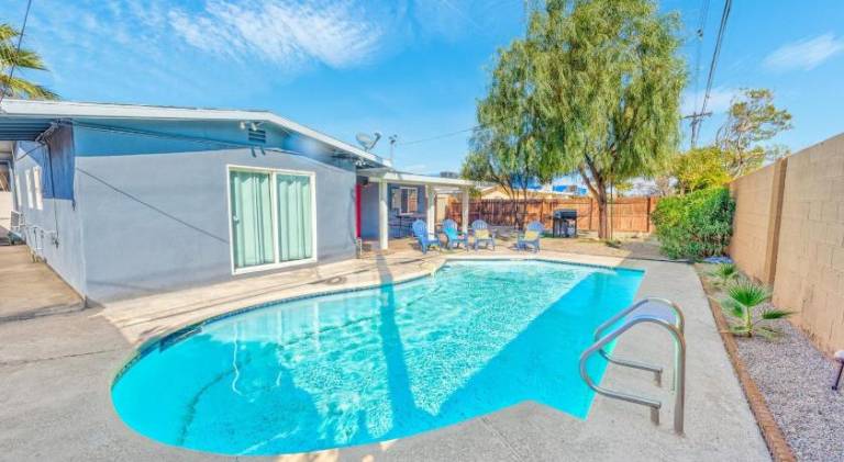 House with private pool, BBQ & garden | Perfect for remote work — photo 3