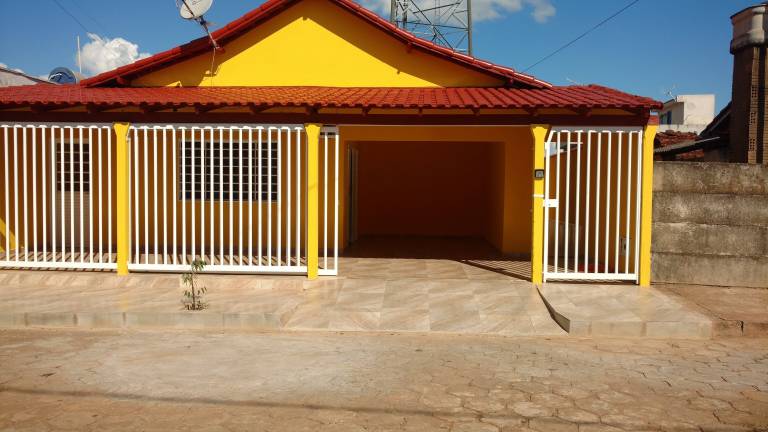 Casa São João Batista do Glória