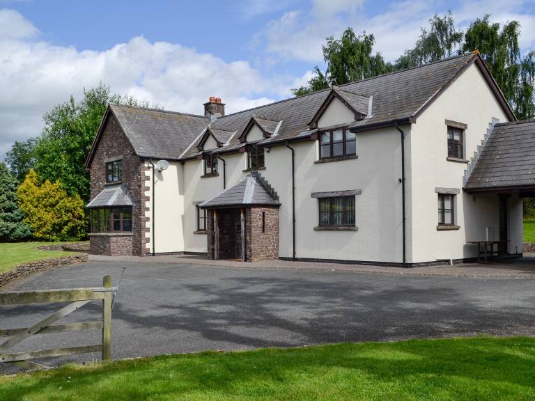Cottage Brecon