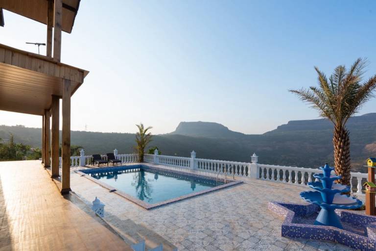 Villa with grill, pool & garden | Pets allowed — photo 3