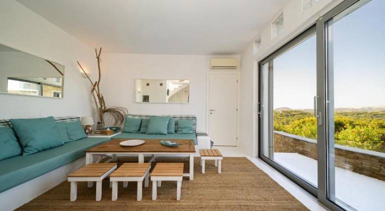 Charming villa with pool | Pets allowed — photo 2