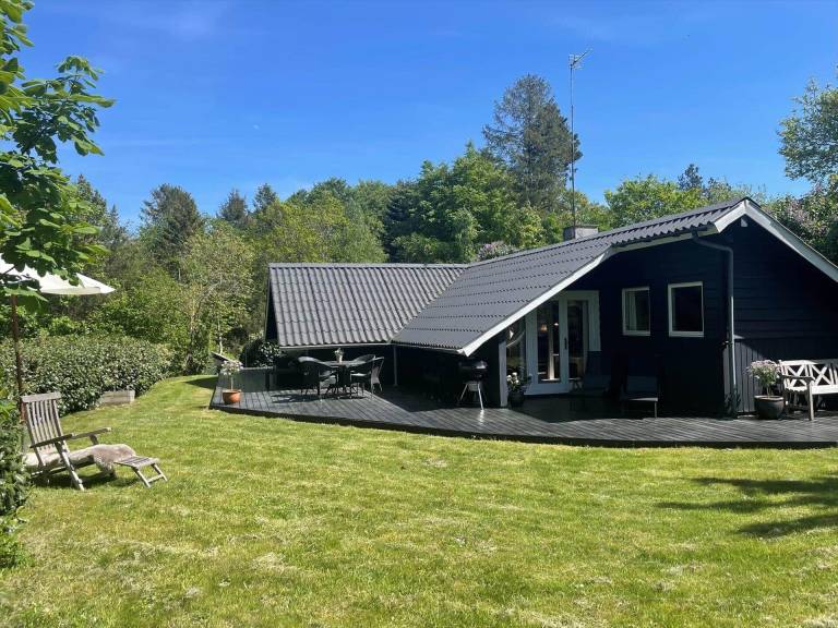 Vacation home with garden, grill & patio in Ebeltoft