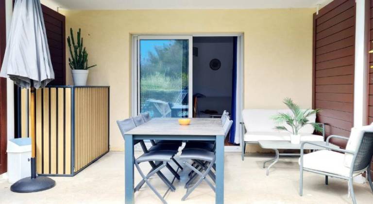 Rental apartment with private pool & patio — photo 4