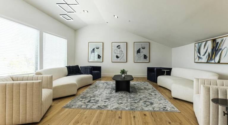409 m&sup2; Ferienhaus