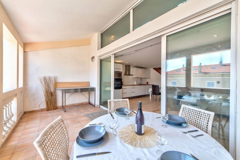 Family-oriented apartment with terrace & yard | Next to the beach | Pet-friendly — photo 2